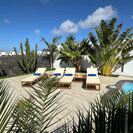 Villa Playa Blanca - Heated Pool, Aircon Exteriör bild
