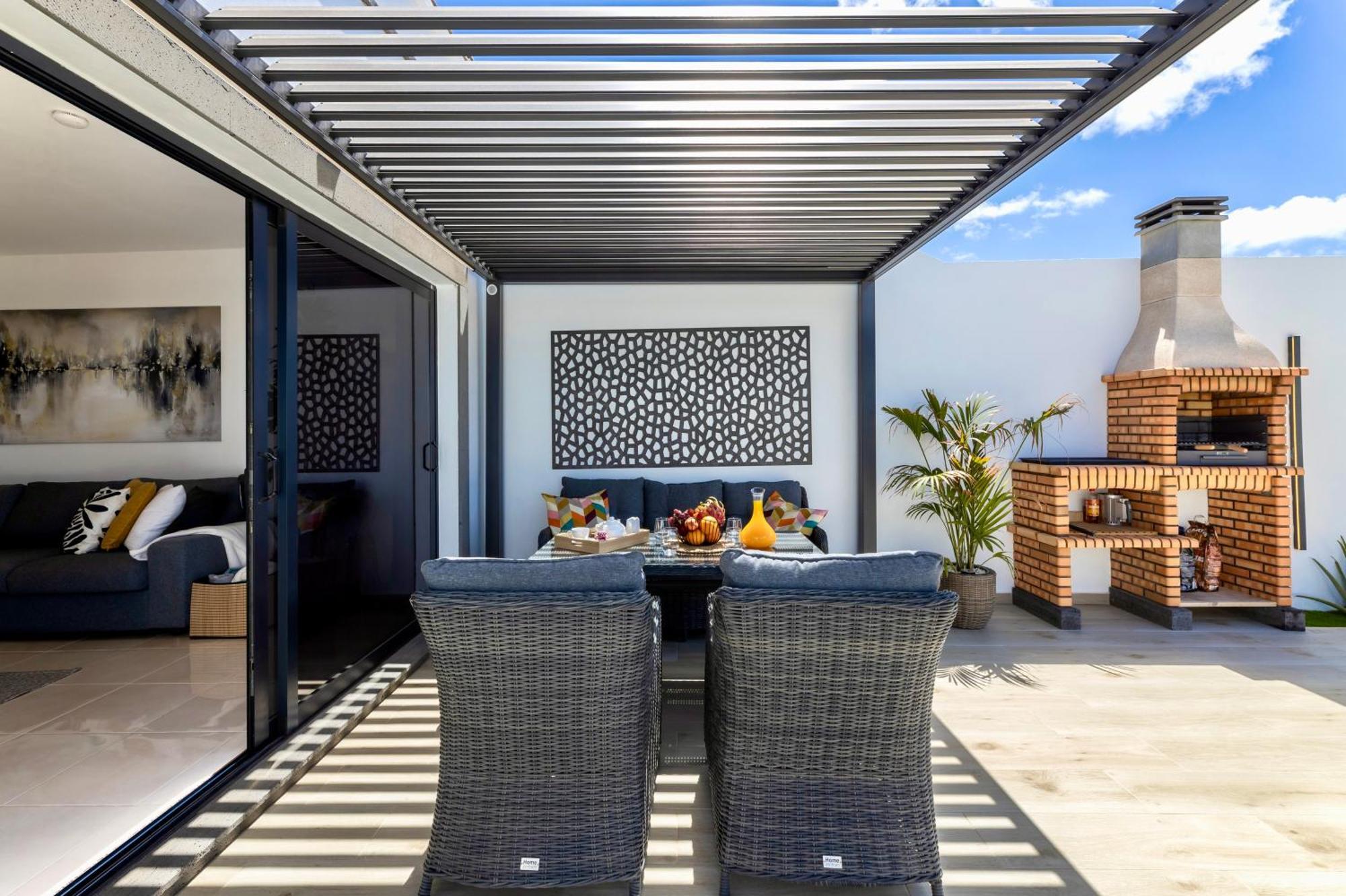 Villa Playa Blanca - Heated Pool, Aircon Exteriör bild