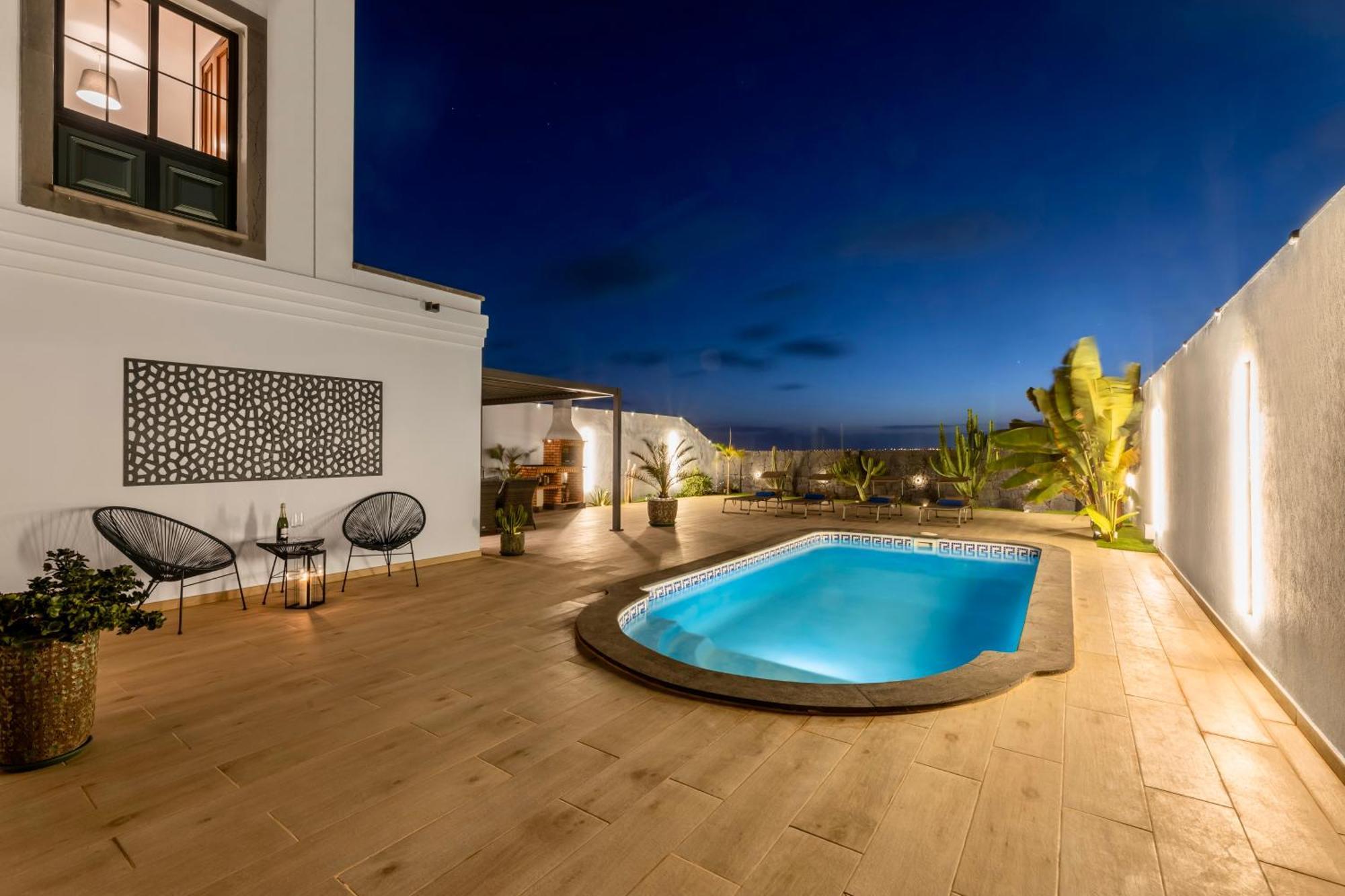 Villa Playa Blanca - Heated Pool, Aircon Exteriör bild
